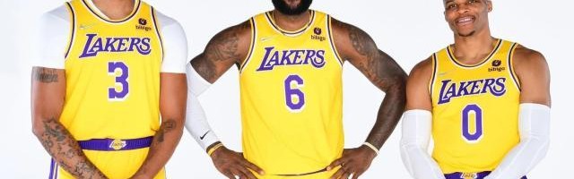 博鱼电竞-【观察】数据说话！湖人季前赛全败并不值得担忧