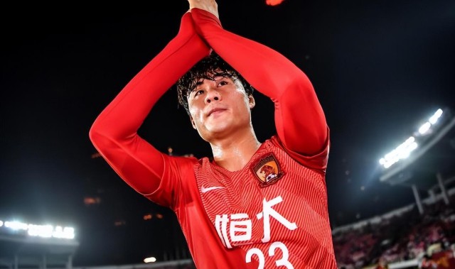 博鱼体育-武汉三镇冬训出现功勋外援身影，上赛季表现不俗，值得莫拉重用