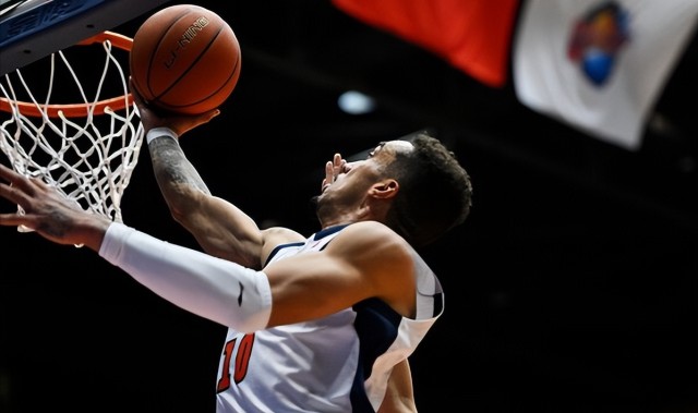 博鱼电竞-小猫抢镜+28分大胜，广东队送对手17连败，3号醒了2号却迷失了