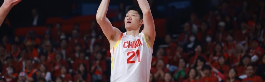 胡金秋20+12廖三宁16分 中国男篮客场逆转日本